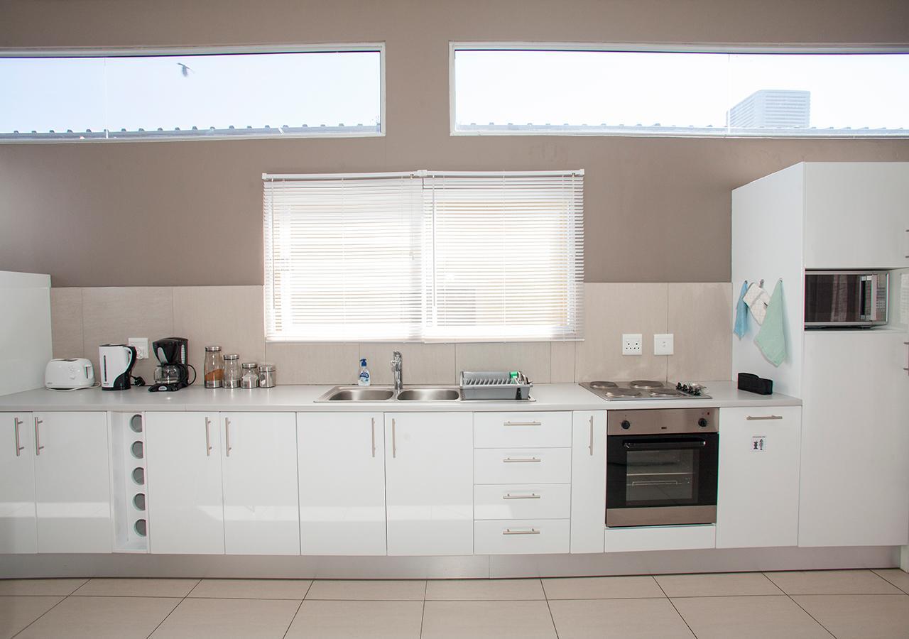 Rnb'S Studio Apartment Windhoek Ngoại thất bức ảnh